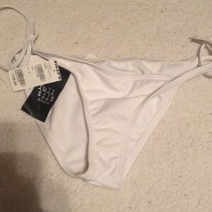 Tilly’s bikini bottom swimwear size small NWT